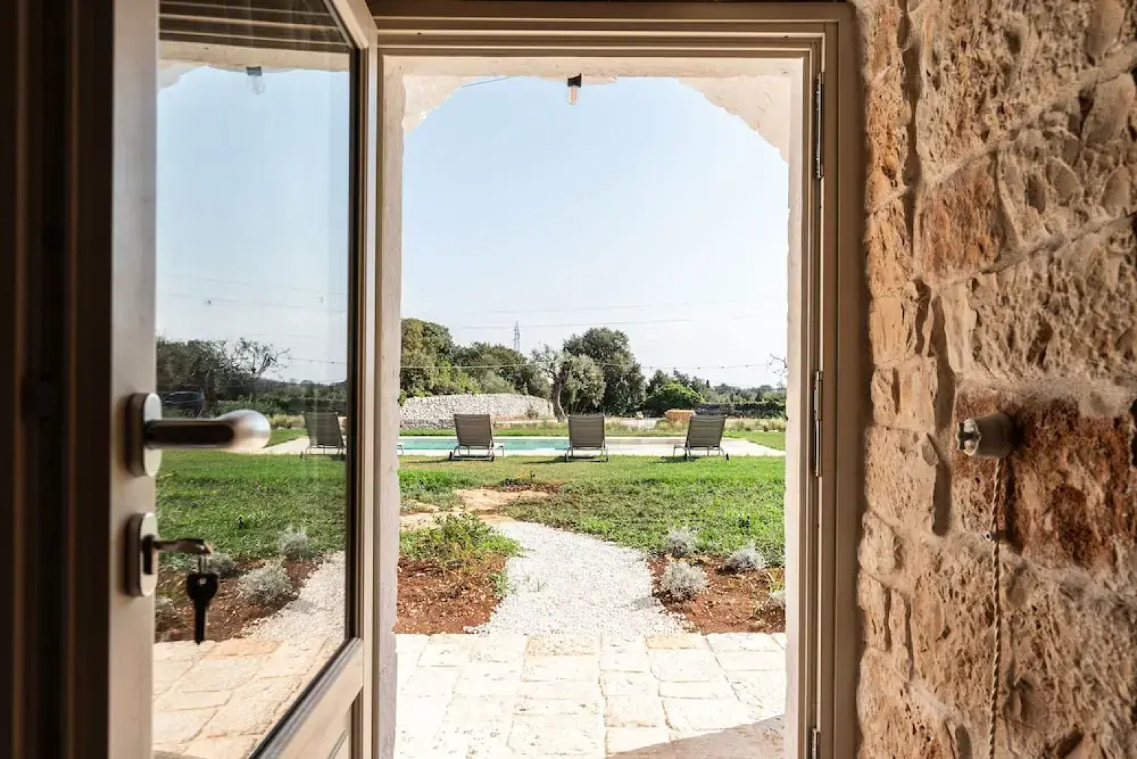 4152 Trulli Salsapariglia by Perle di Puglia