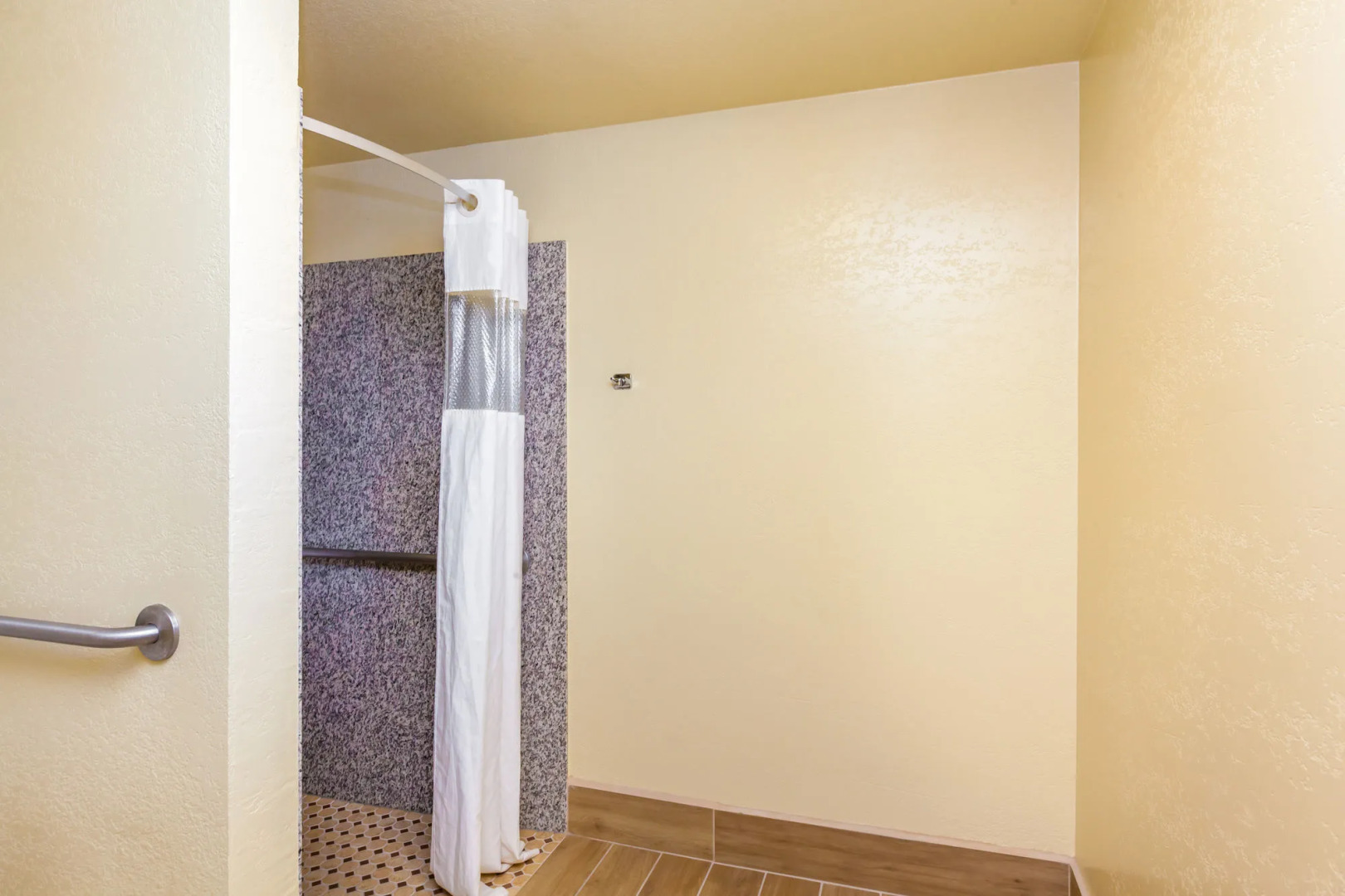 Harbor House Inn Morro Bay