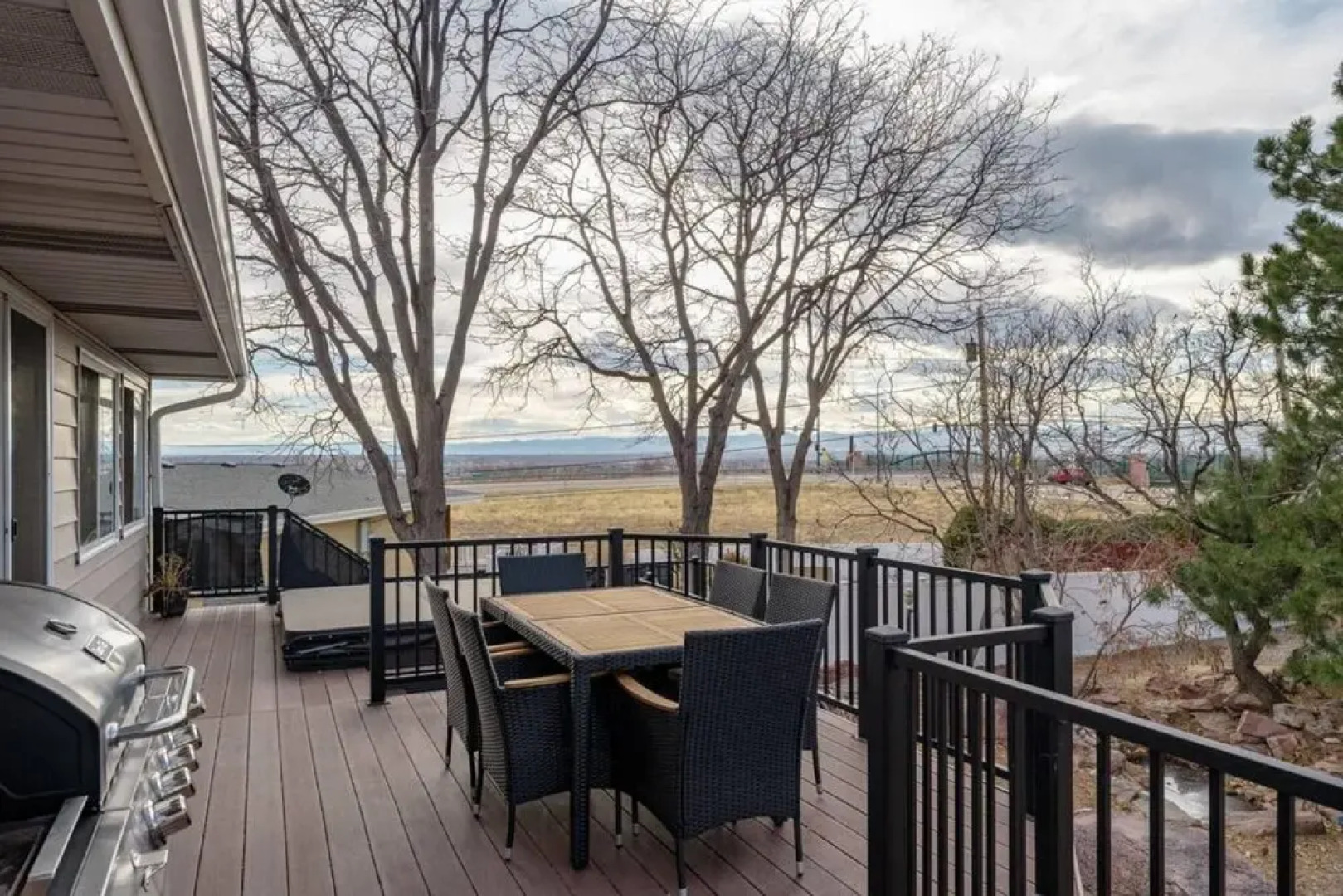 Mountain view Home Spacious Hot Tub Accessible