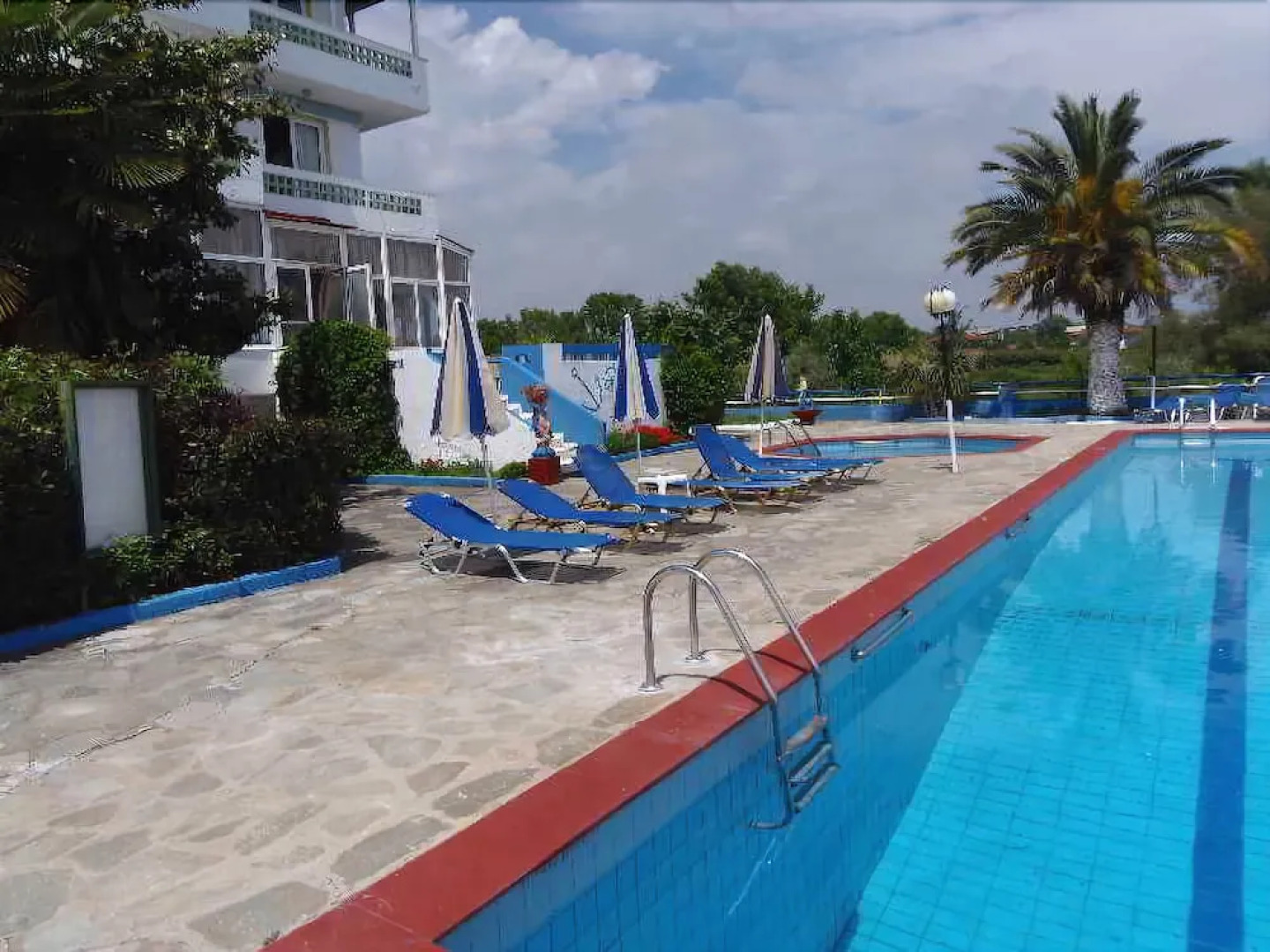 Great Alexander Hotel