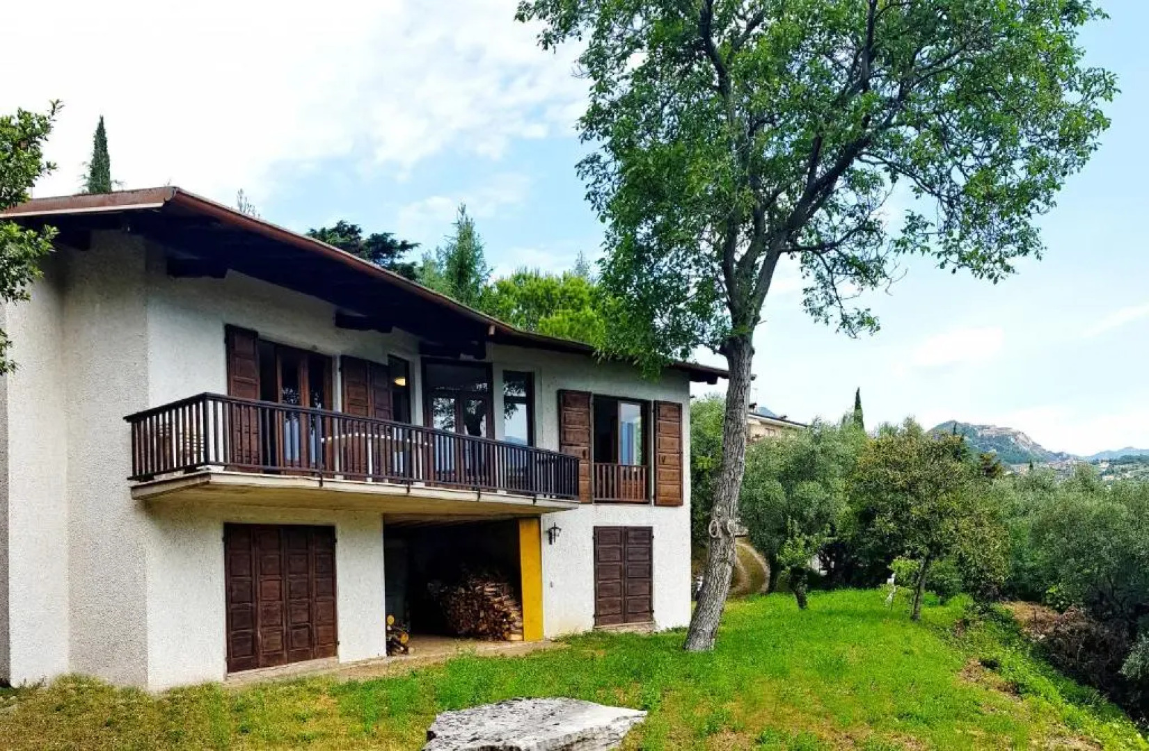 Villa Paradiso Pieve by Gardadomusmea