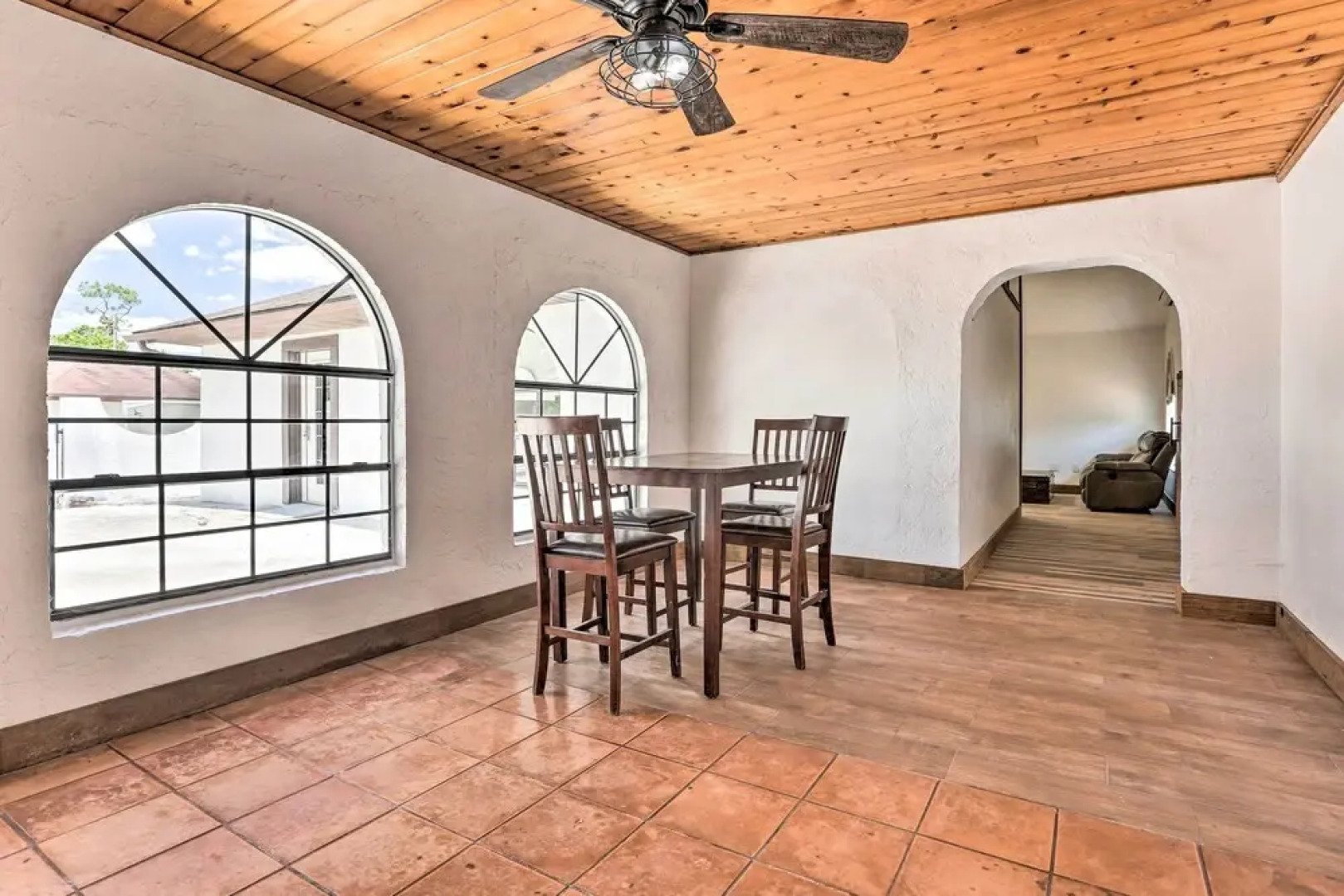 Pet-friendly 'raceway Ranch' w/ Patio & Grill