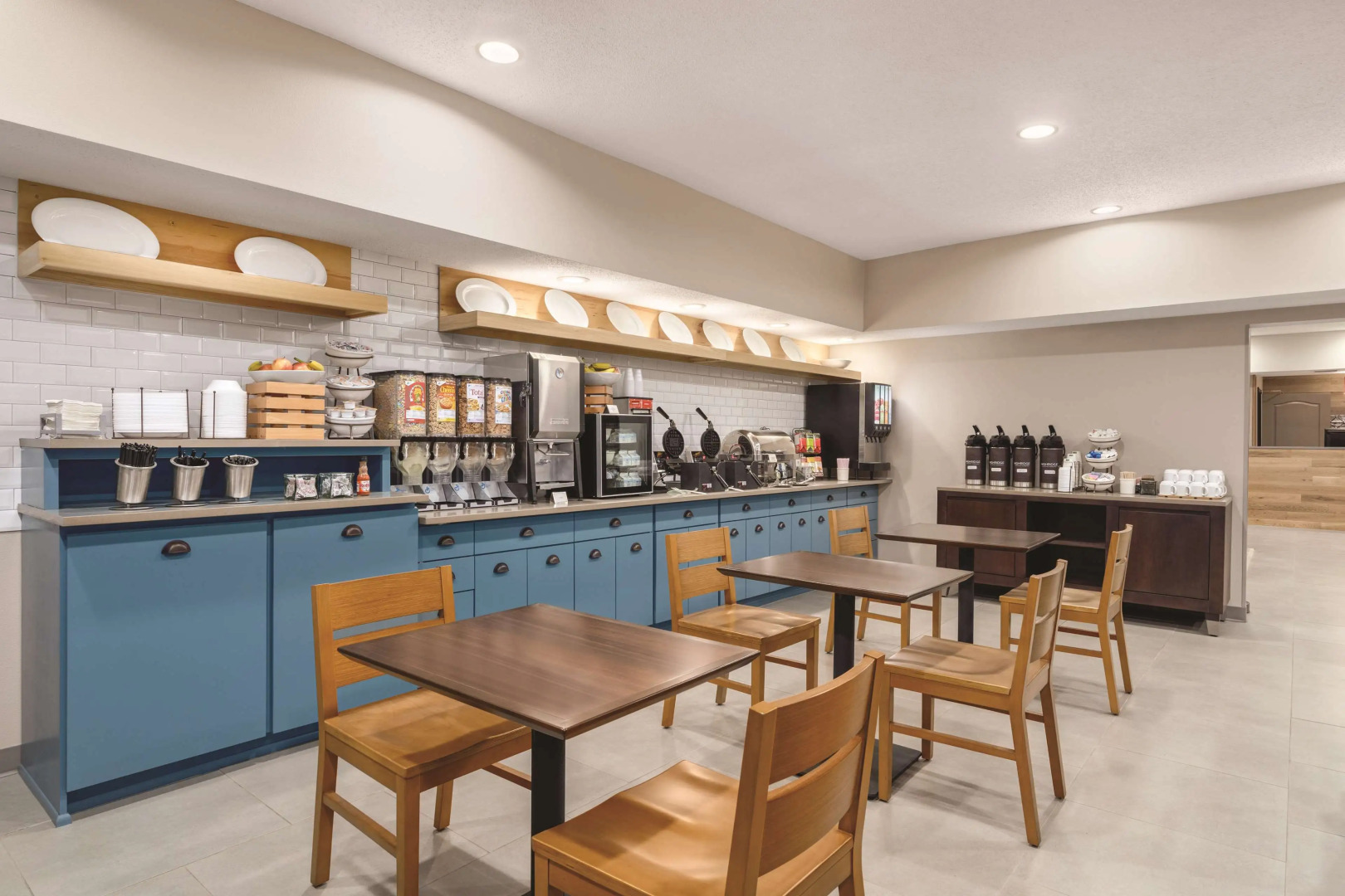 Country Inn & Suites by Radisson, Big Flats (Elmira), NY