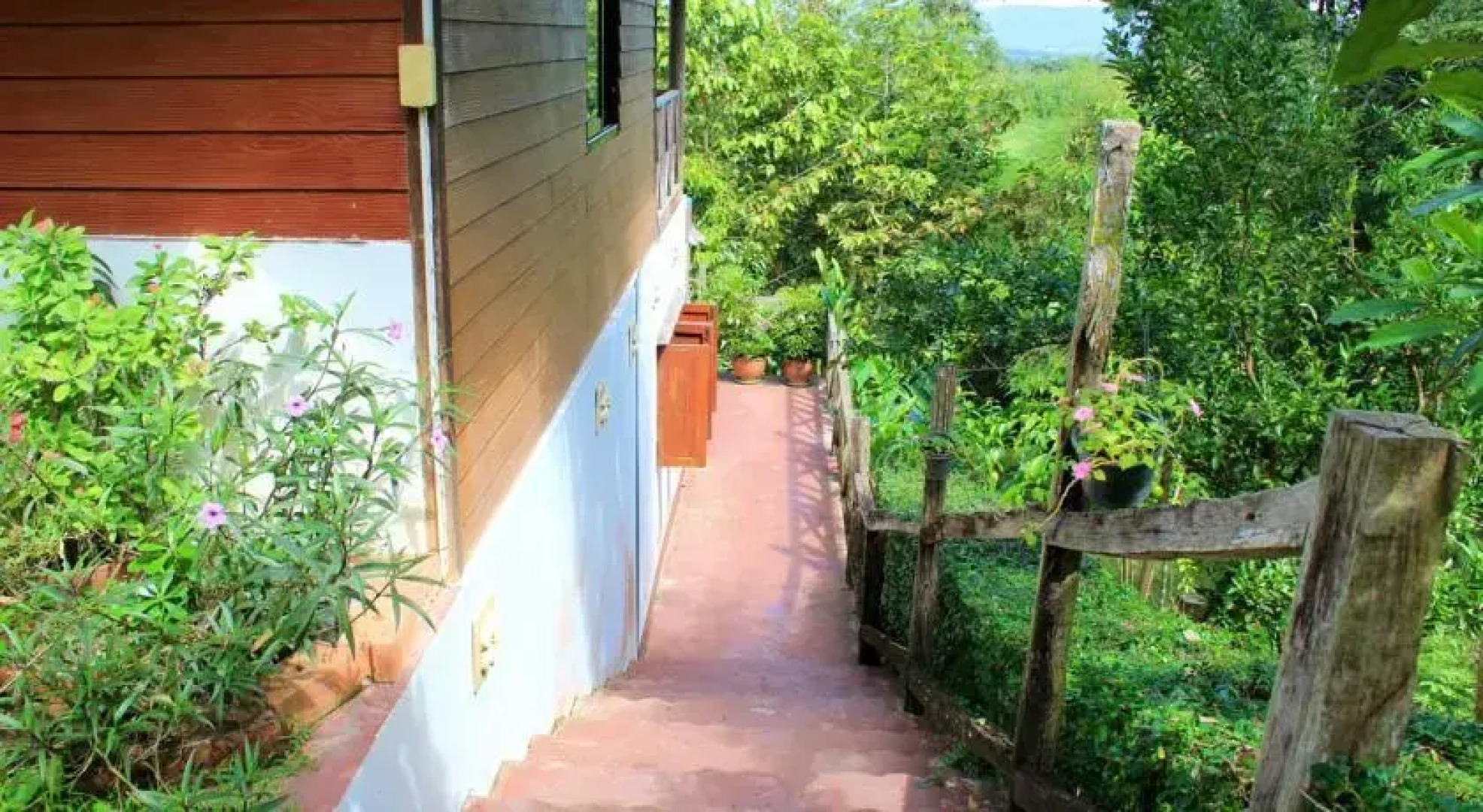 Phu Pai Mork Resort