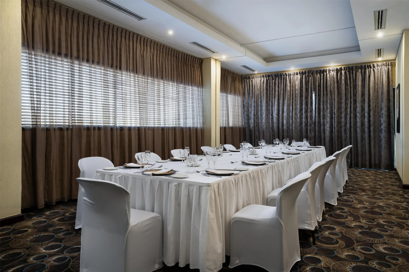Premier Hotel OR Tambo