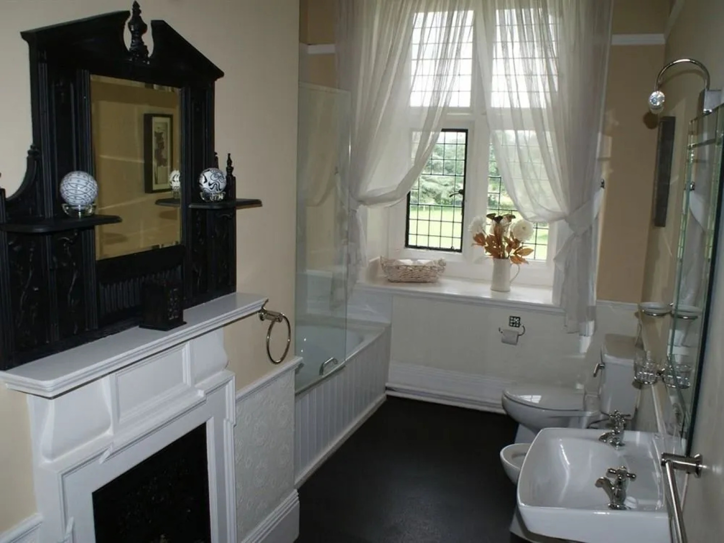 Caer Rhun Hall Hotel