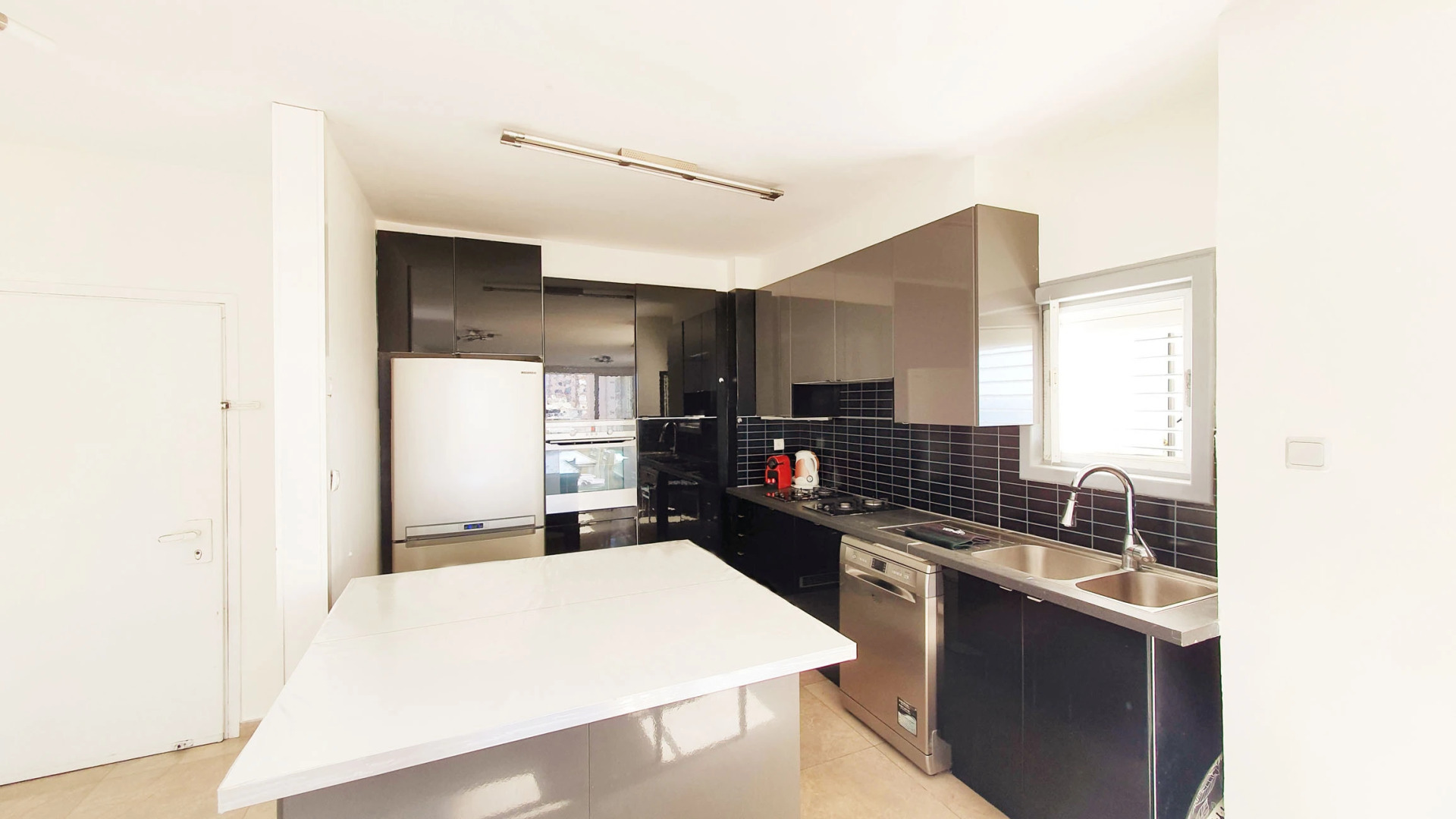 Apartment Musk, 3BR, Bat Yam, Masaryk St, #B5