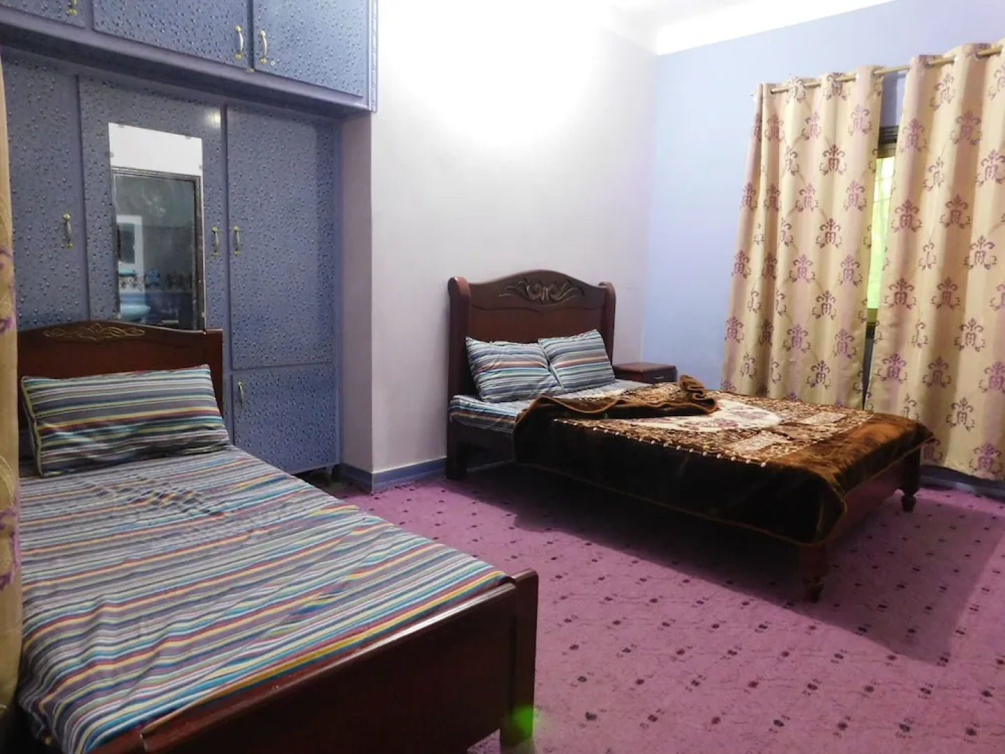 Hotel Pine Breeze And Restaurant