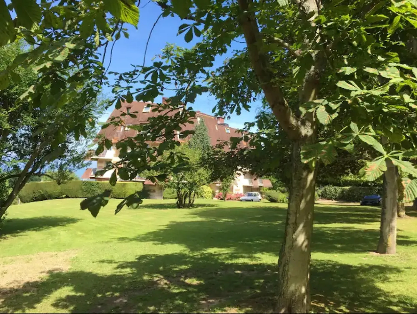 Apartment With 2 Bedrooms in Trouville-sur-mer, With Wonderful sea View, Enclosed Garden and Wifi