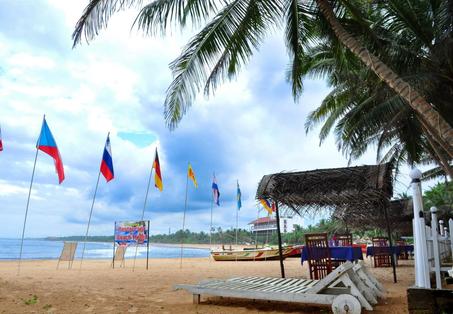 Vista Rooms Induruwa Beach