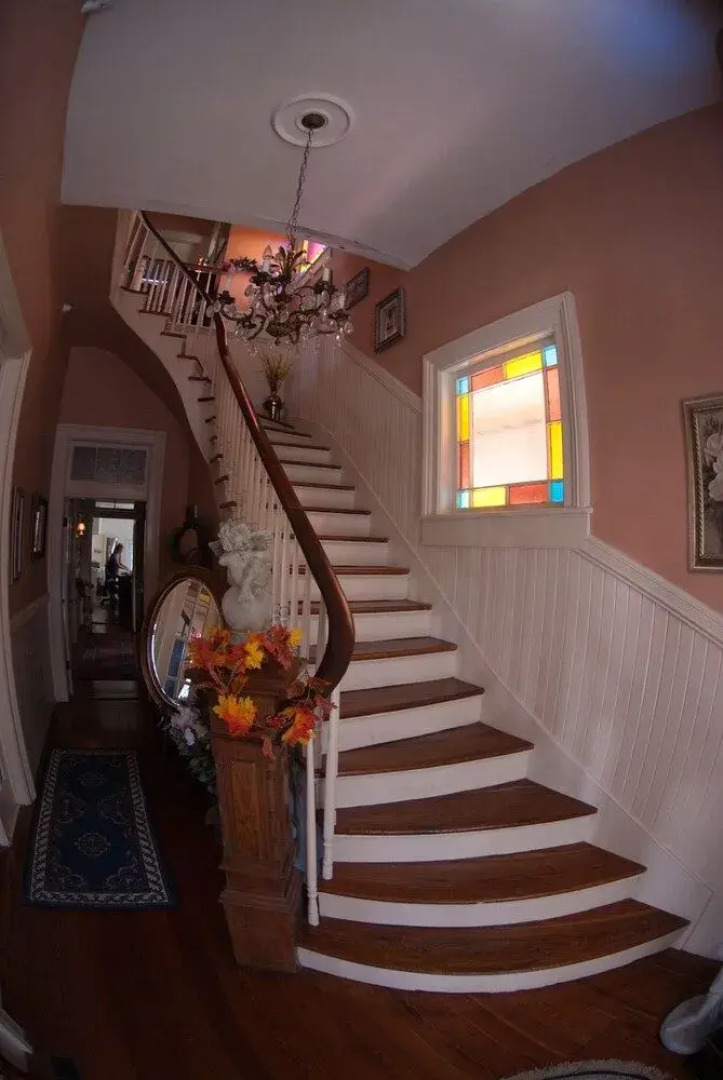 Roussell's Garden Bed & Breakfast