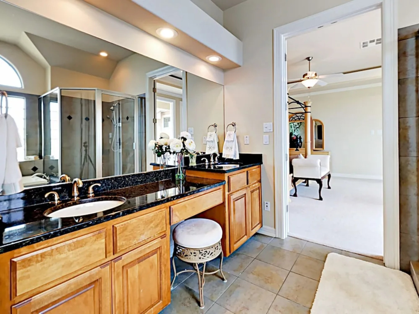 8413 Leander - 4 Br Home