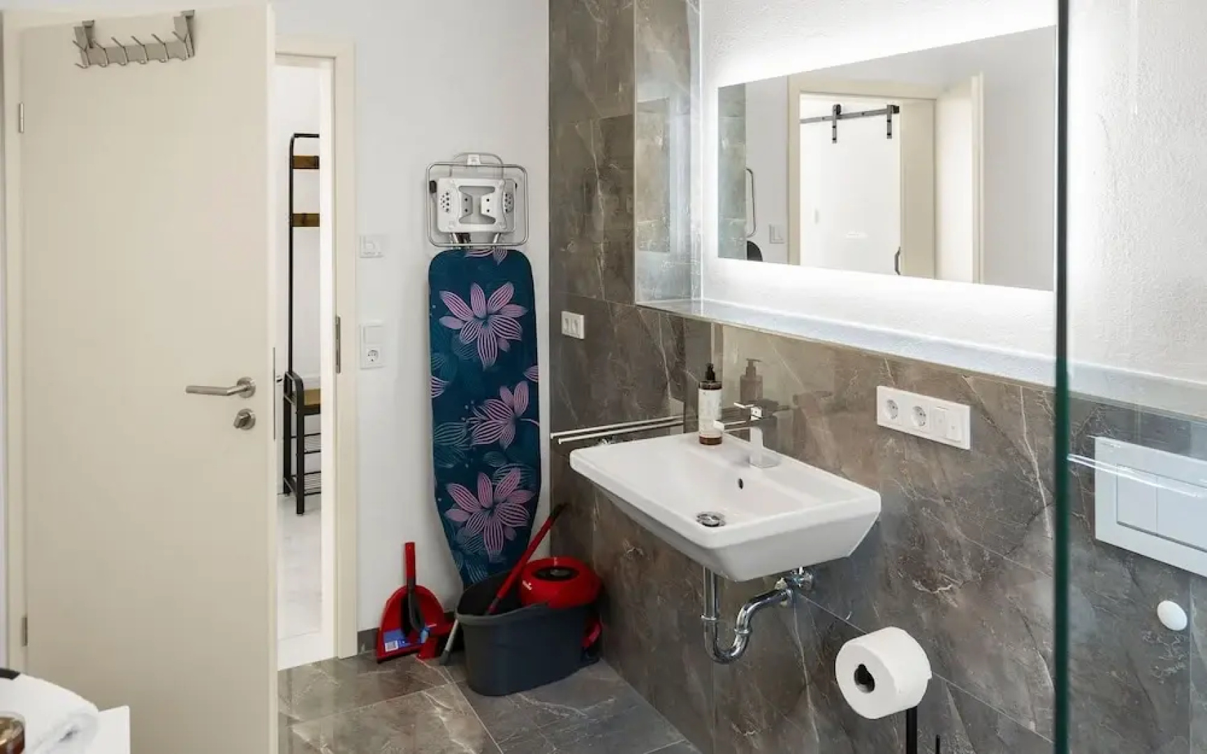 Lit Living Deluxe Apartments Wörth