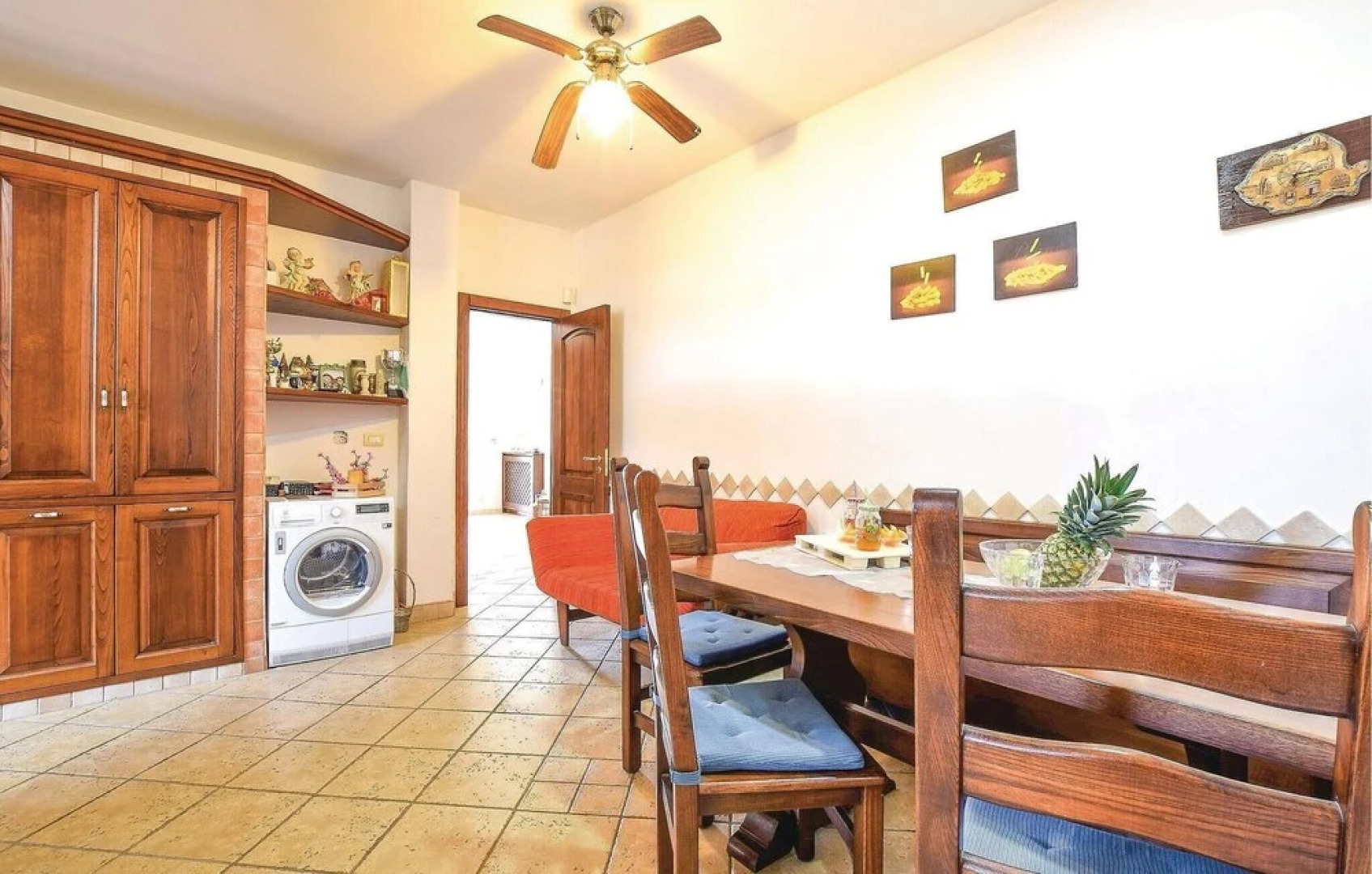 Nice Home in Torre di Pescopaganoce With 5 Bedrooms, Wifi and Outdoor Swimming Pool