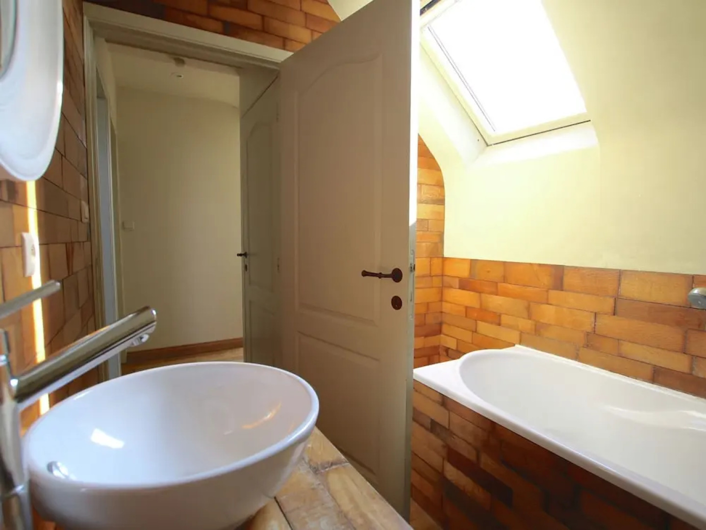 Riverside Mansion Retreat