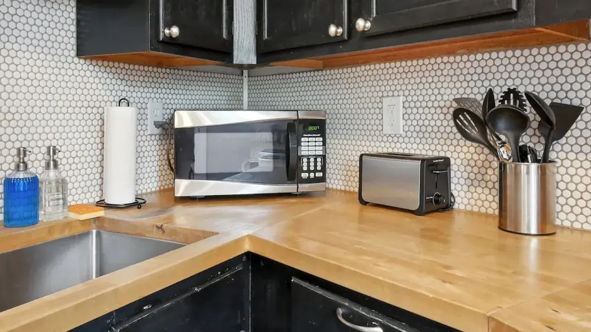 Charming Cabin W/ Scenic Views Near Uc Health 2 Bedroom Cabin