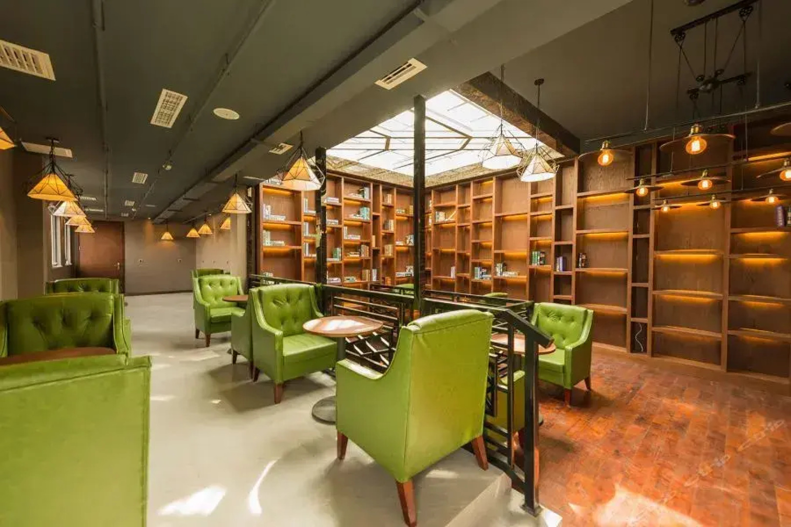 James Joyce Coffetel Qianmen