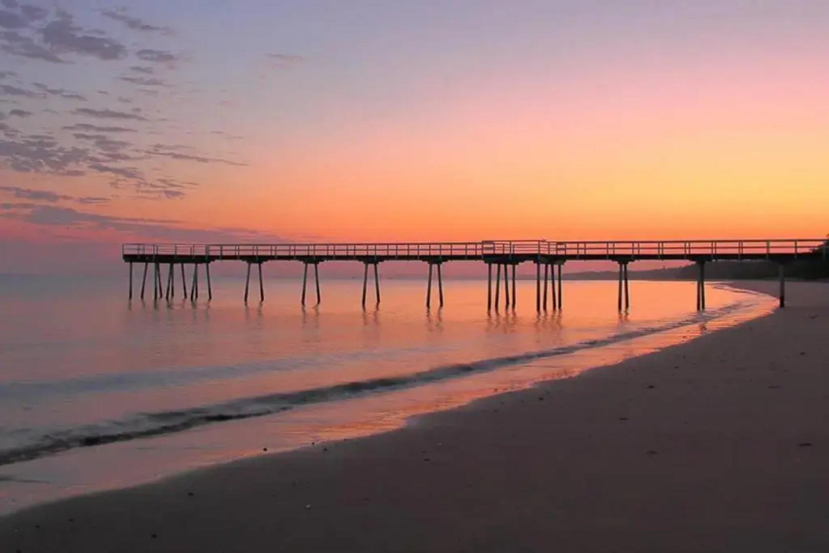 Canoon - 4 Bedroom, Pet Friendly home