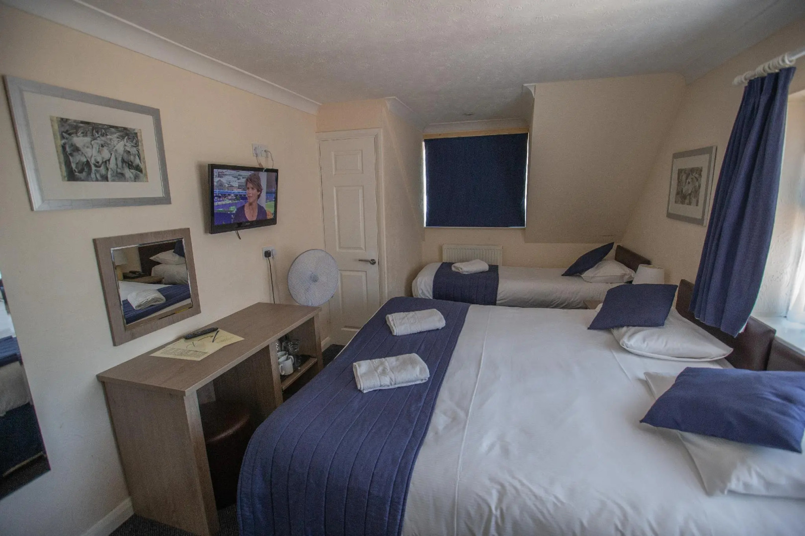 The Corner House Hotel Gatwick