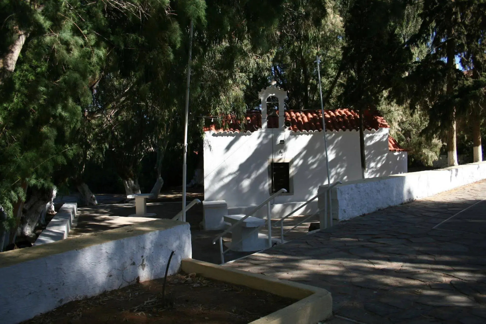 Naiades Almiros River Hotel