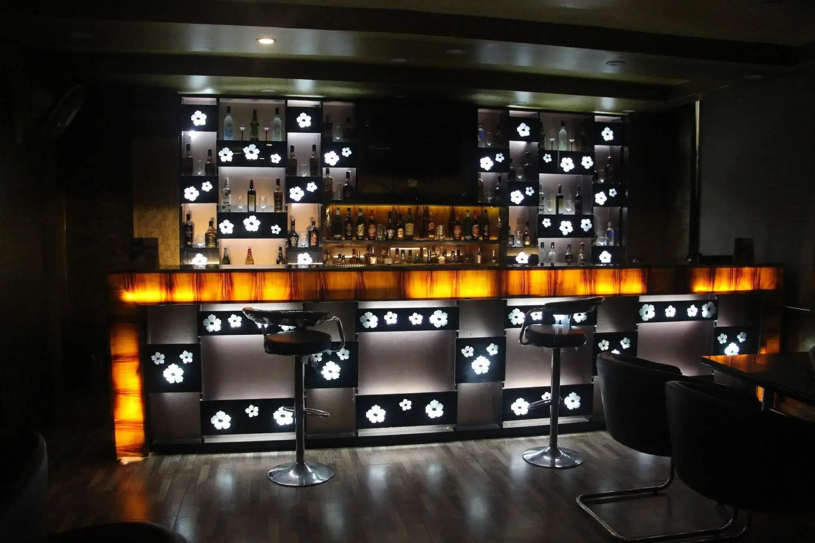 OYO Premium Bahadrabad Haridwar