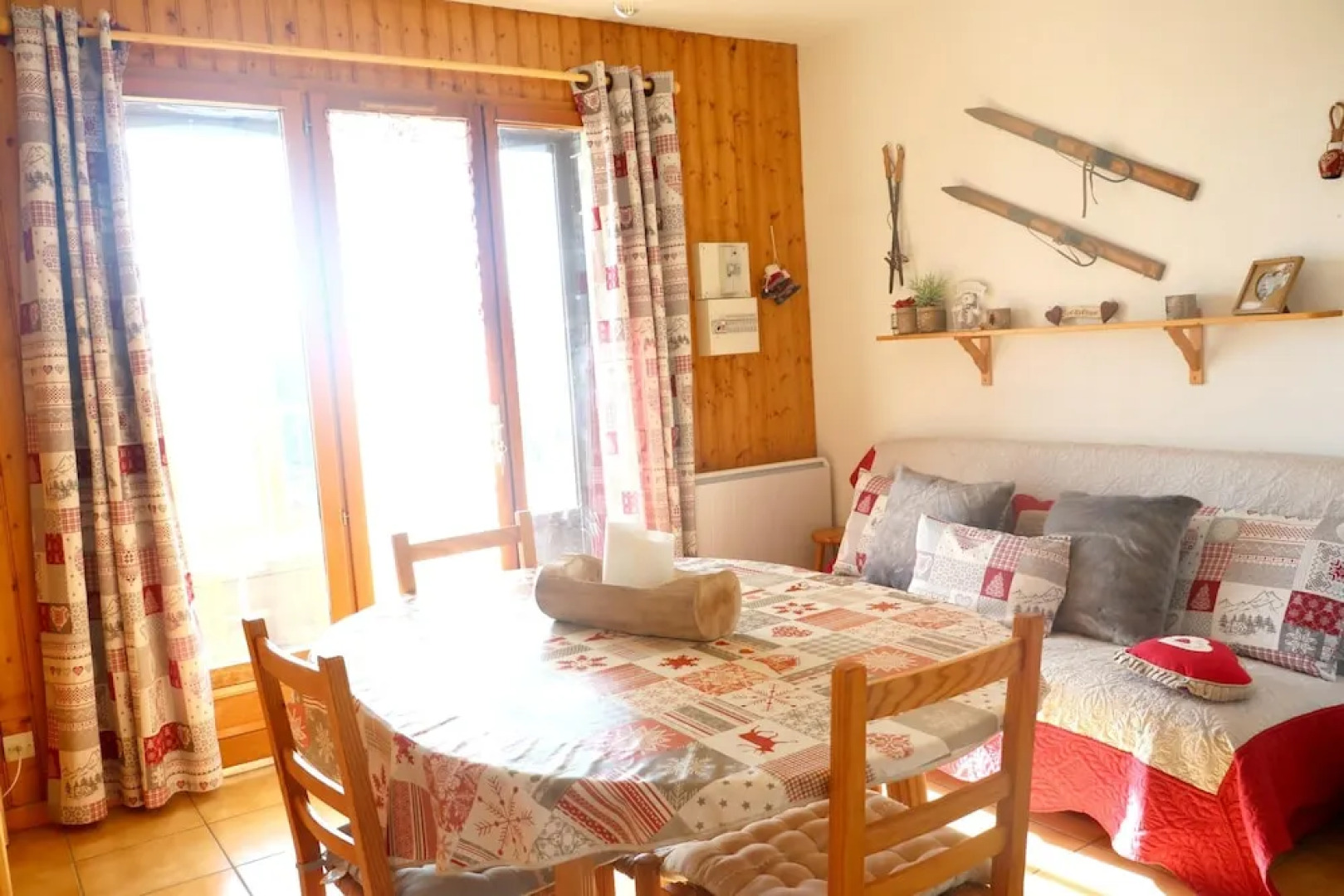 Apartment With one Bedroom in Les Angles, With Wonderful Lake View