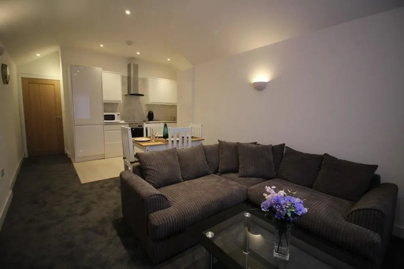 Exquisite 1 Bed Apartment near Heathrow