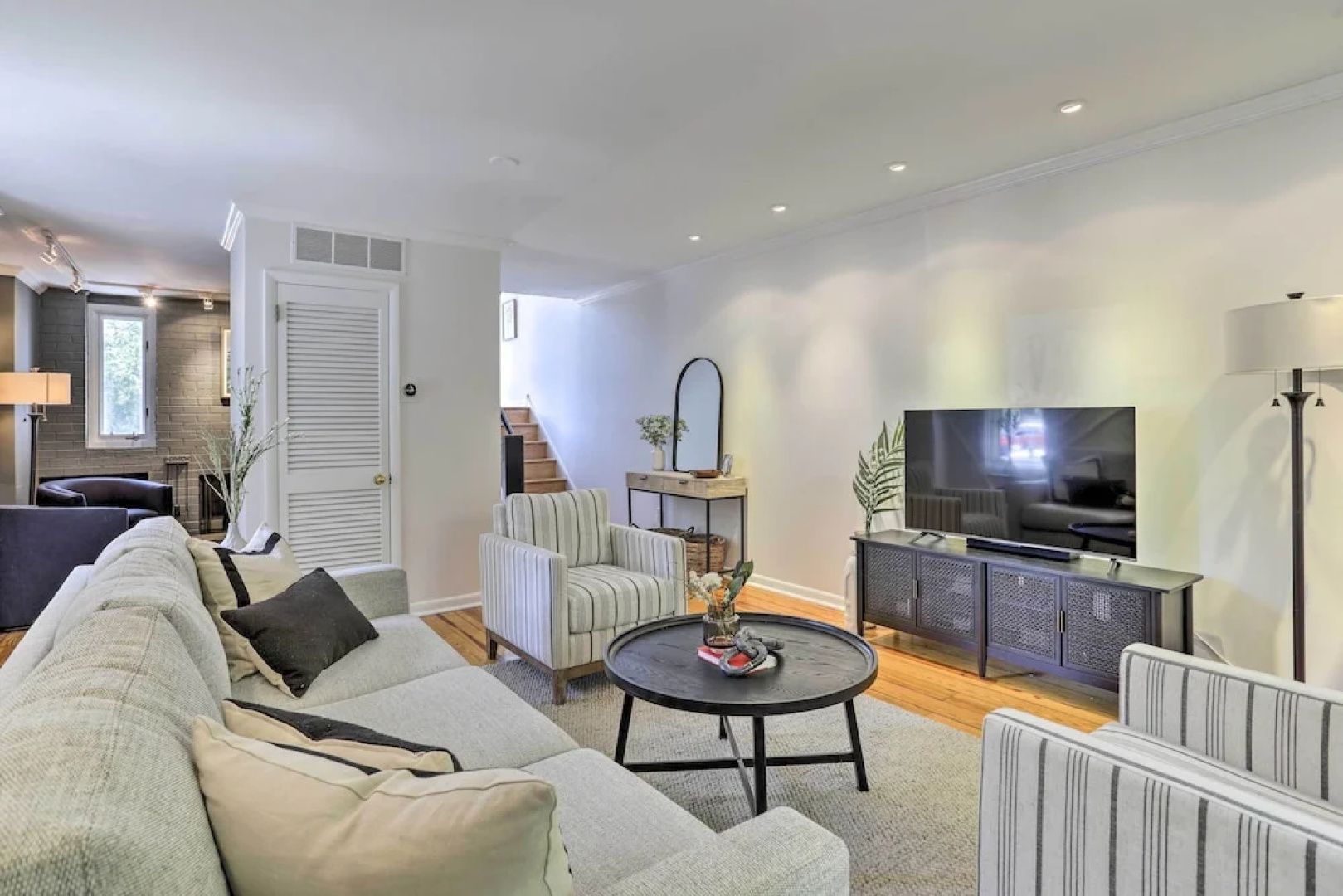 Central Philly Townhome w/ Patio & City Views!