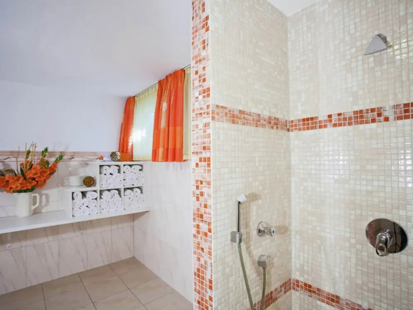 Apartment in Kaltenbach Near Ski Lift