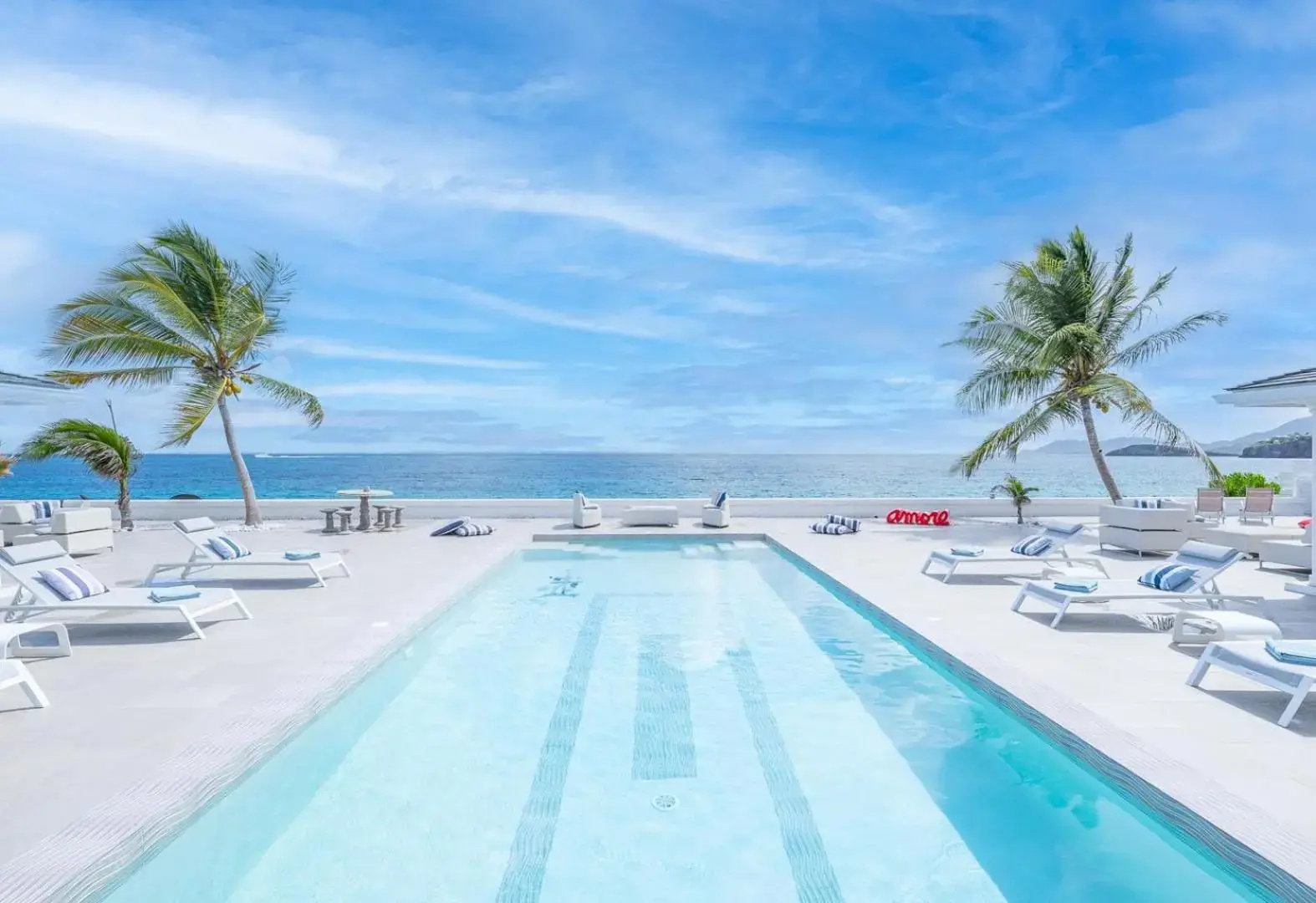 5 BR Luxe Oceanfront Escape for Groups Families Chef Service inkl