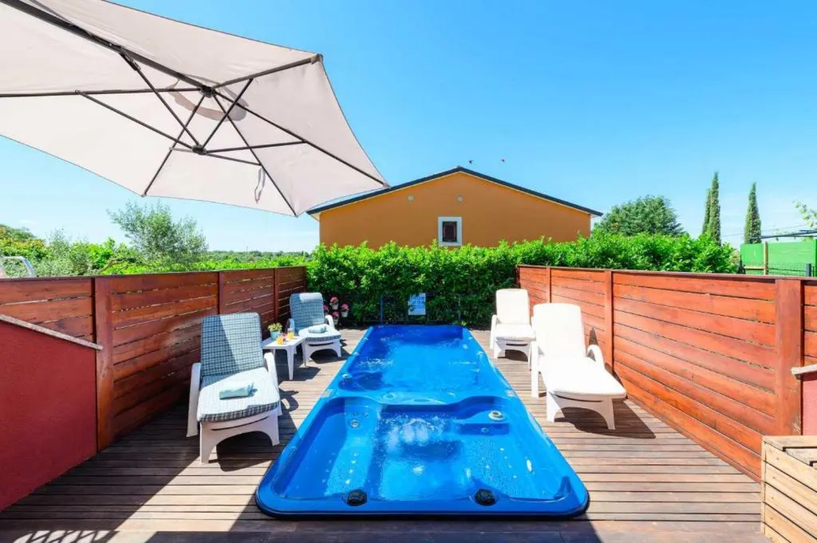 Villa Blue Valica