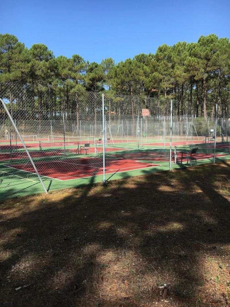 Chalet Orange Naturiste la Jenny