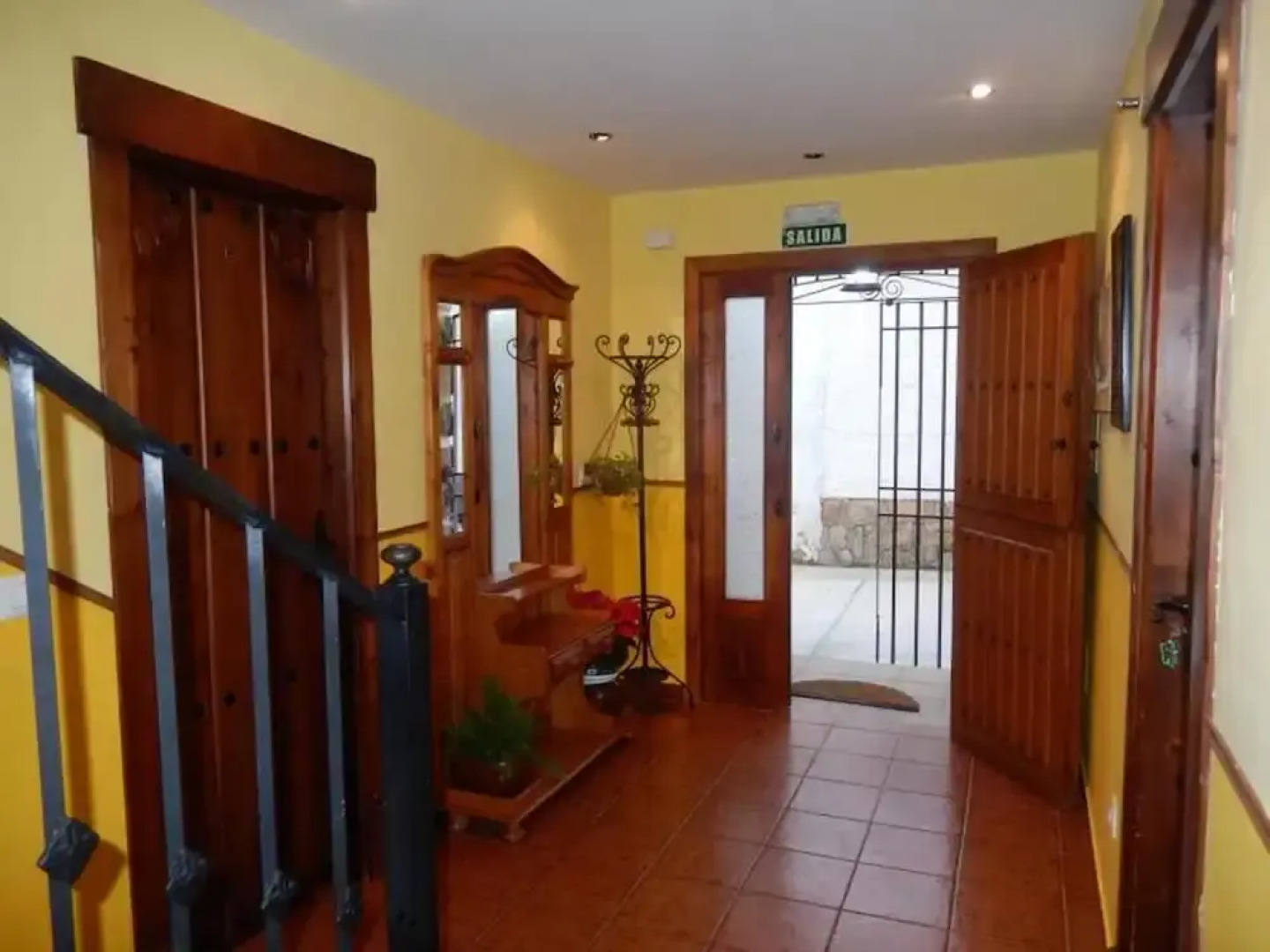 Apartment With 2 Bedrooms in Cenicientos, With Wonderful Mountain View and Furnished Terrace