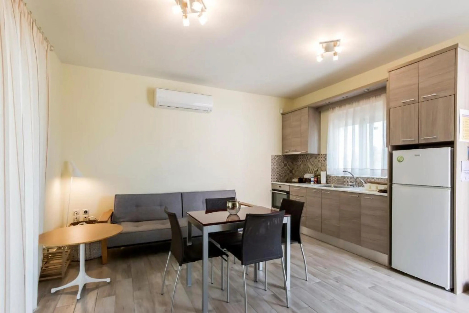 Artemis, Villa With Pool 250m To The Beach