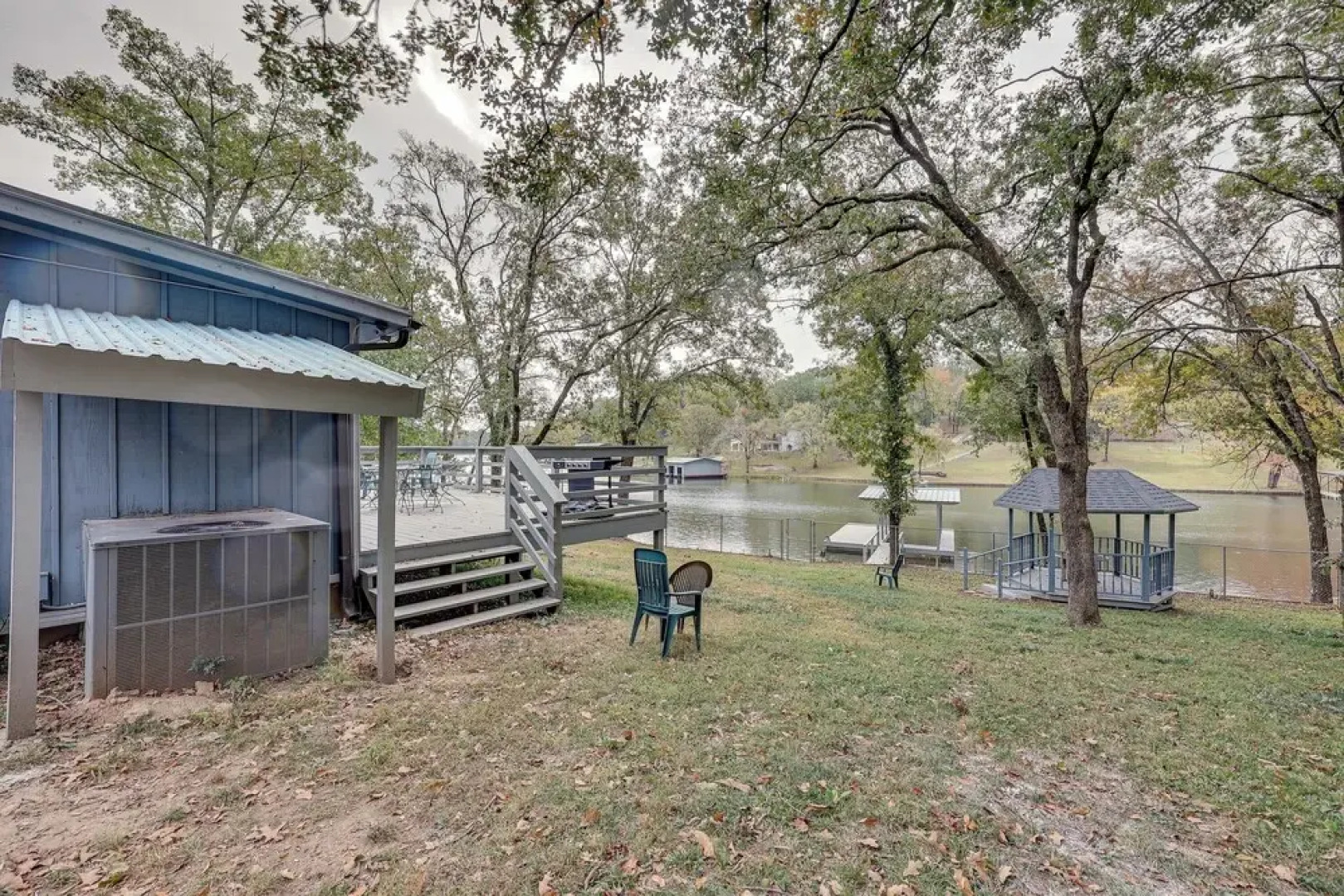 Spacious Hot Springs Lakehouse on Lake Hamilton!
