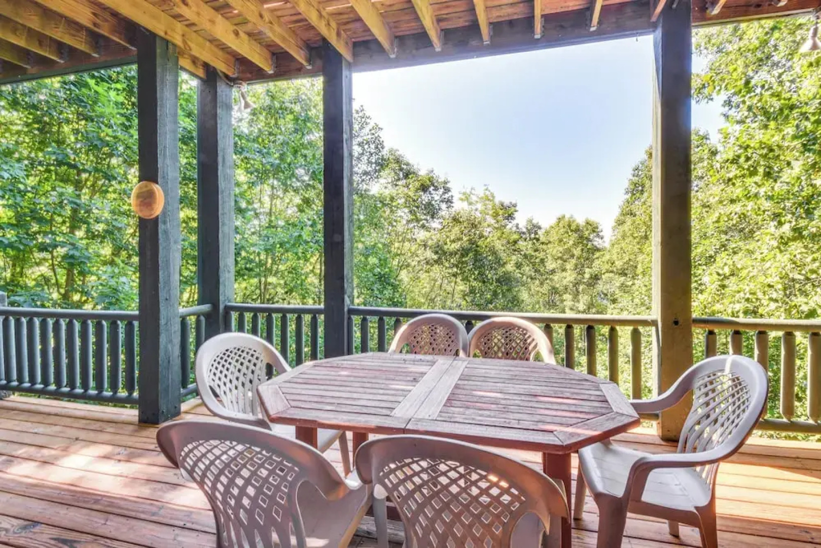 Expansive Sky Valley Lodge w/ Mountain Views!