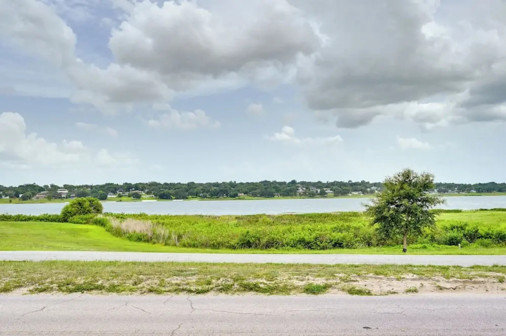 Sunny Lake Wales Getaway - 1 Mi to Downtown