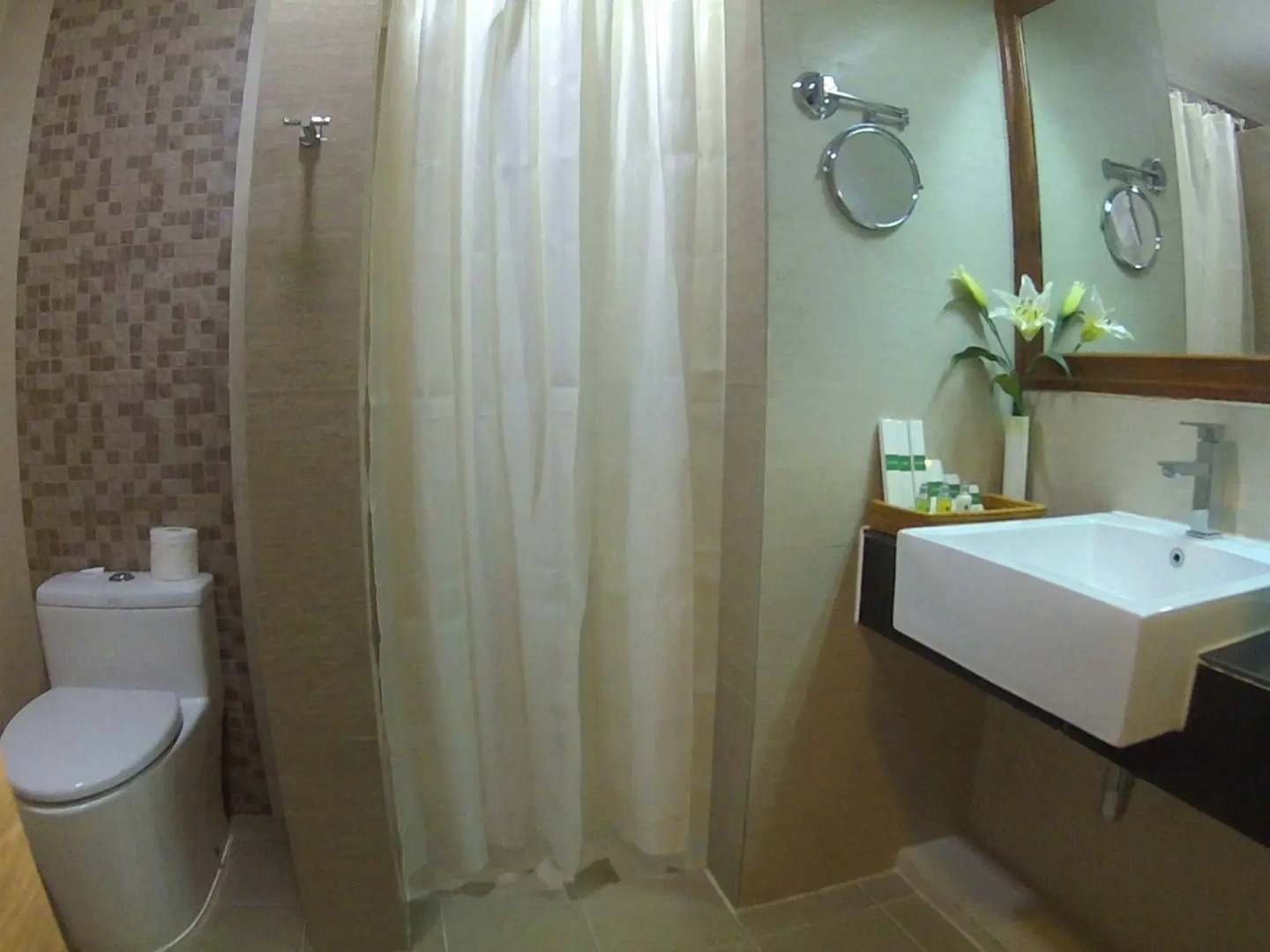 Eastern Palace Hotel