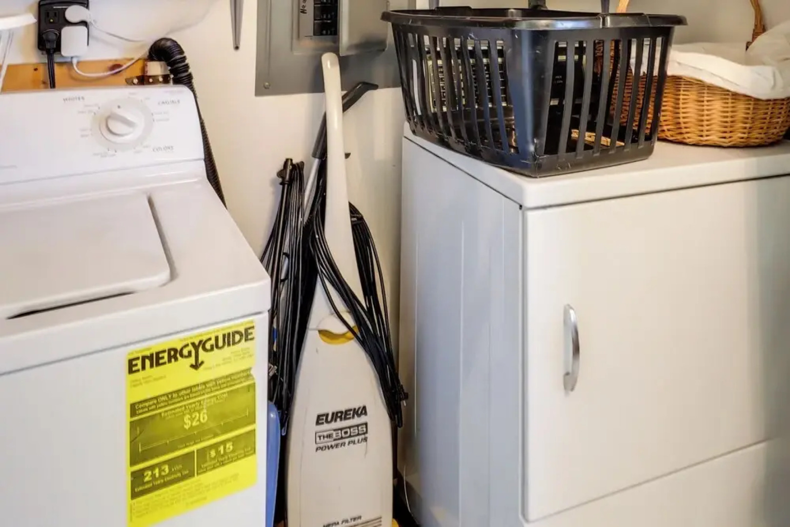 Fire Pit, Kayaks & Hammocks: Long Pond Home!