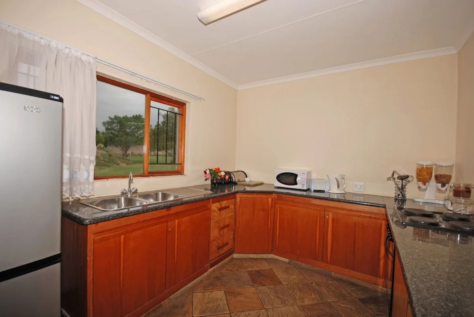 Hoopoe Haven Guest House