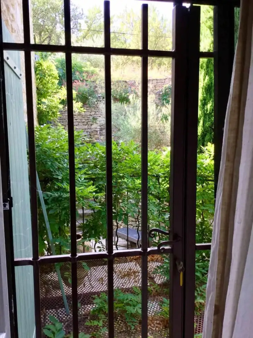 Villa with 8 Bedrooms in Bonnieux, with Wonderful Mountain View, Private Pool, Furnished Garden