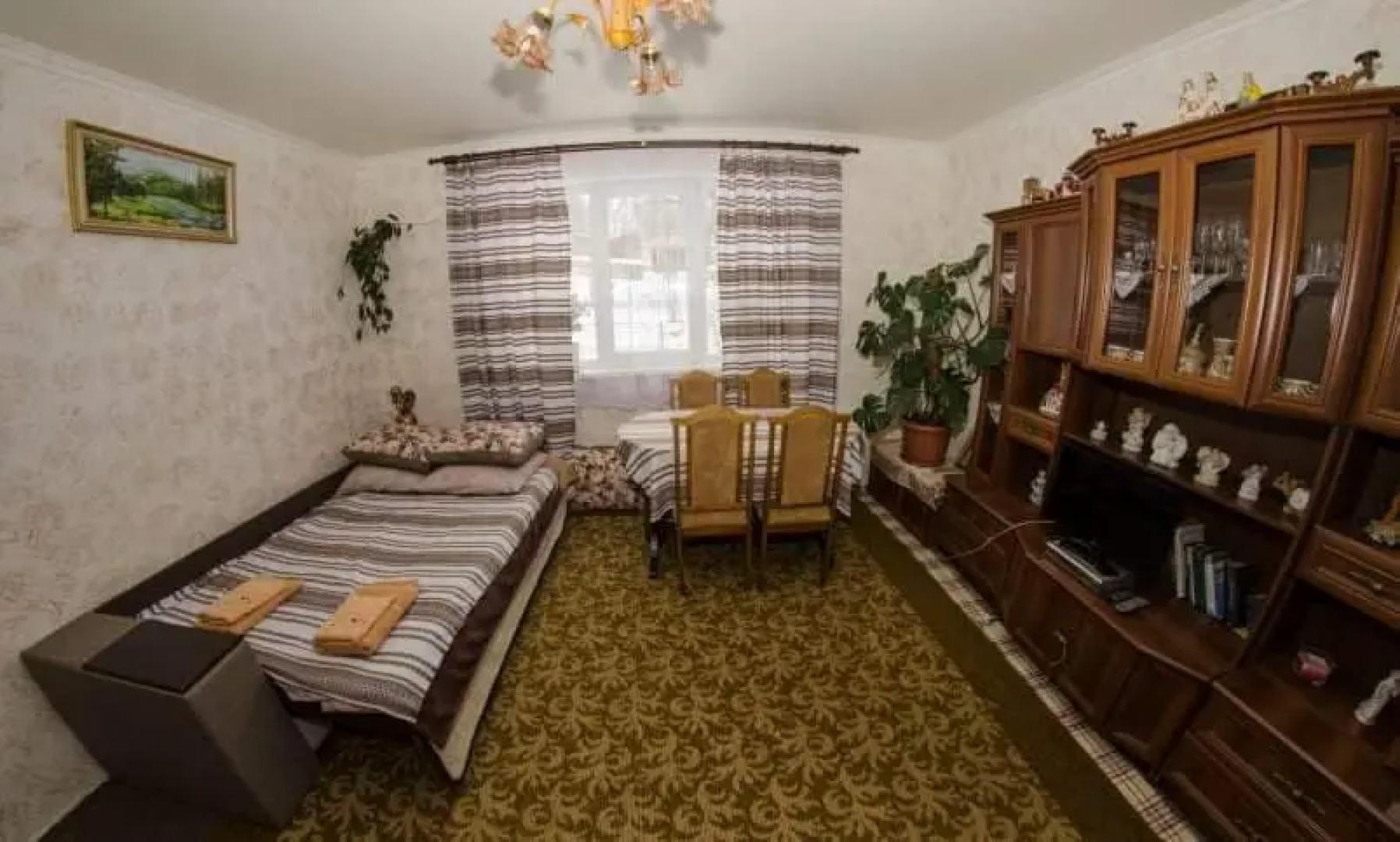 Gostynnyi Dvir u Marichky