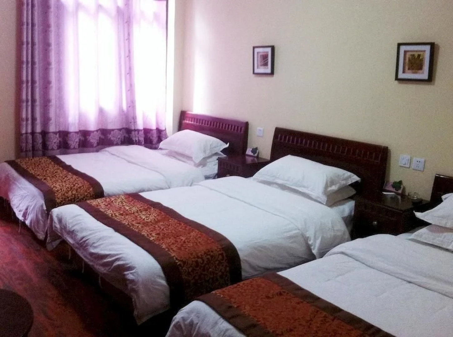 Qianglong Business Hotel - Maoxian