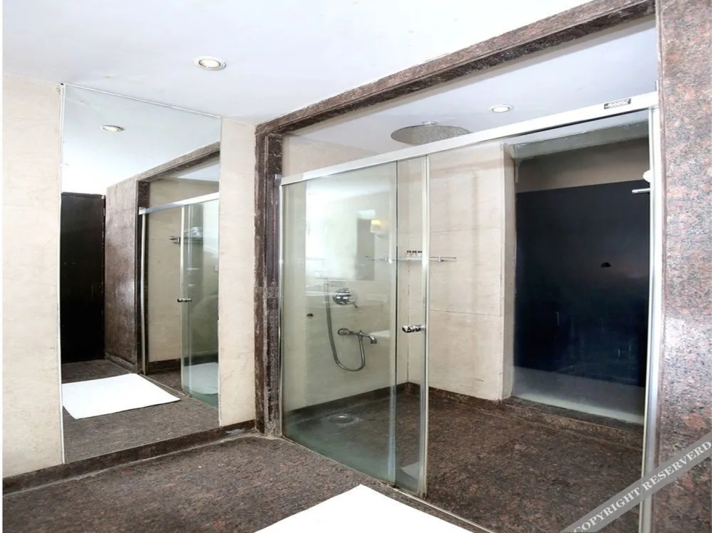 OYO 5296 Hotel Heritage