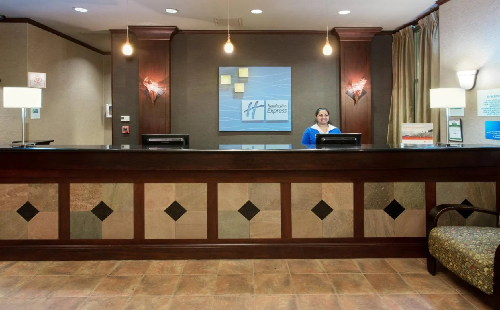 Holiday Inn Express Hotel & Suites Portland-NW Downtown by IHG