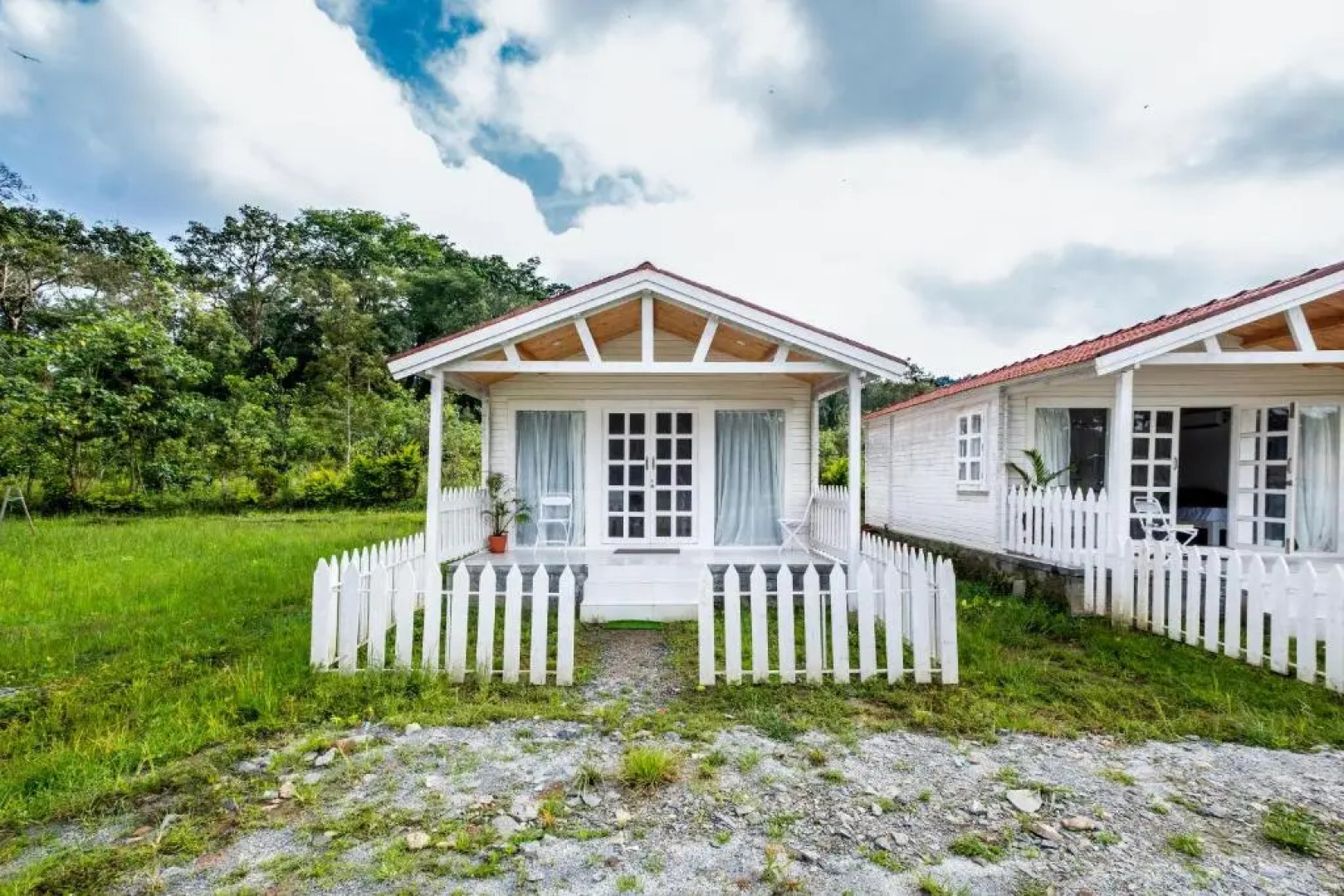 Out house, 1br, Stay, Dine and Fitness by Roamhome