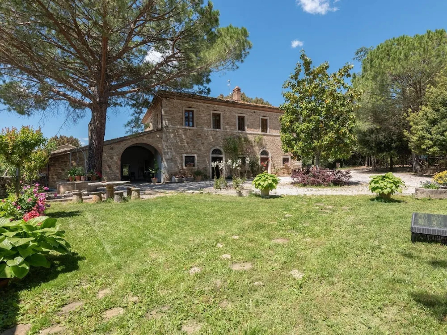 Traditional Apartment in Rapolano Terme with Swimming Pool