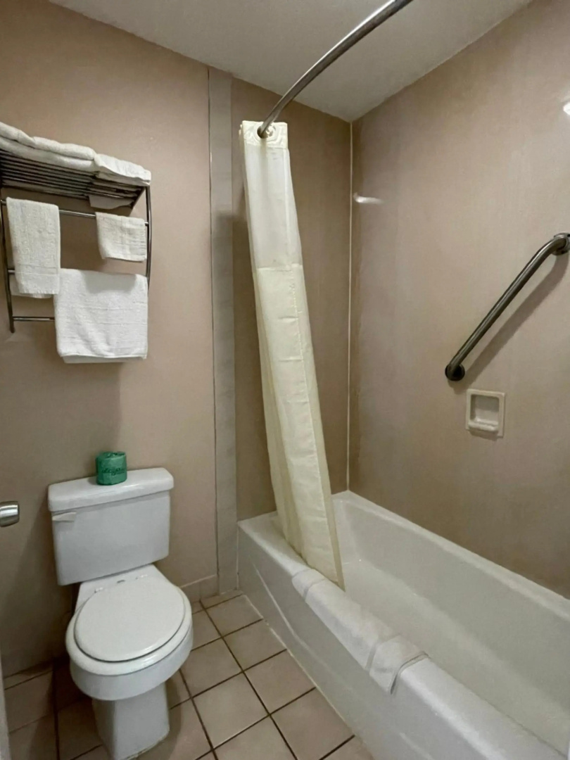Garden Inn & Suites