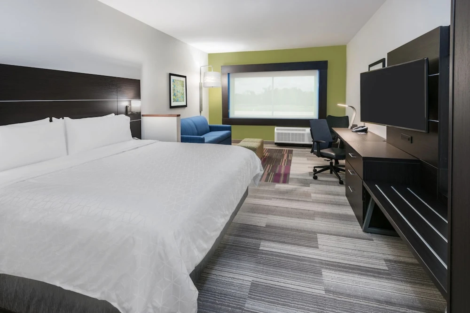 Holiday Inn Express & Suites Bryan