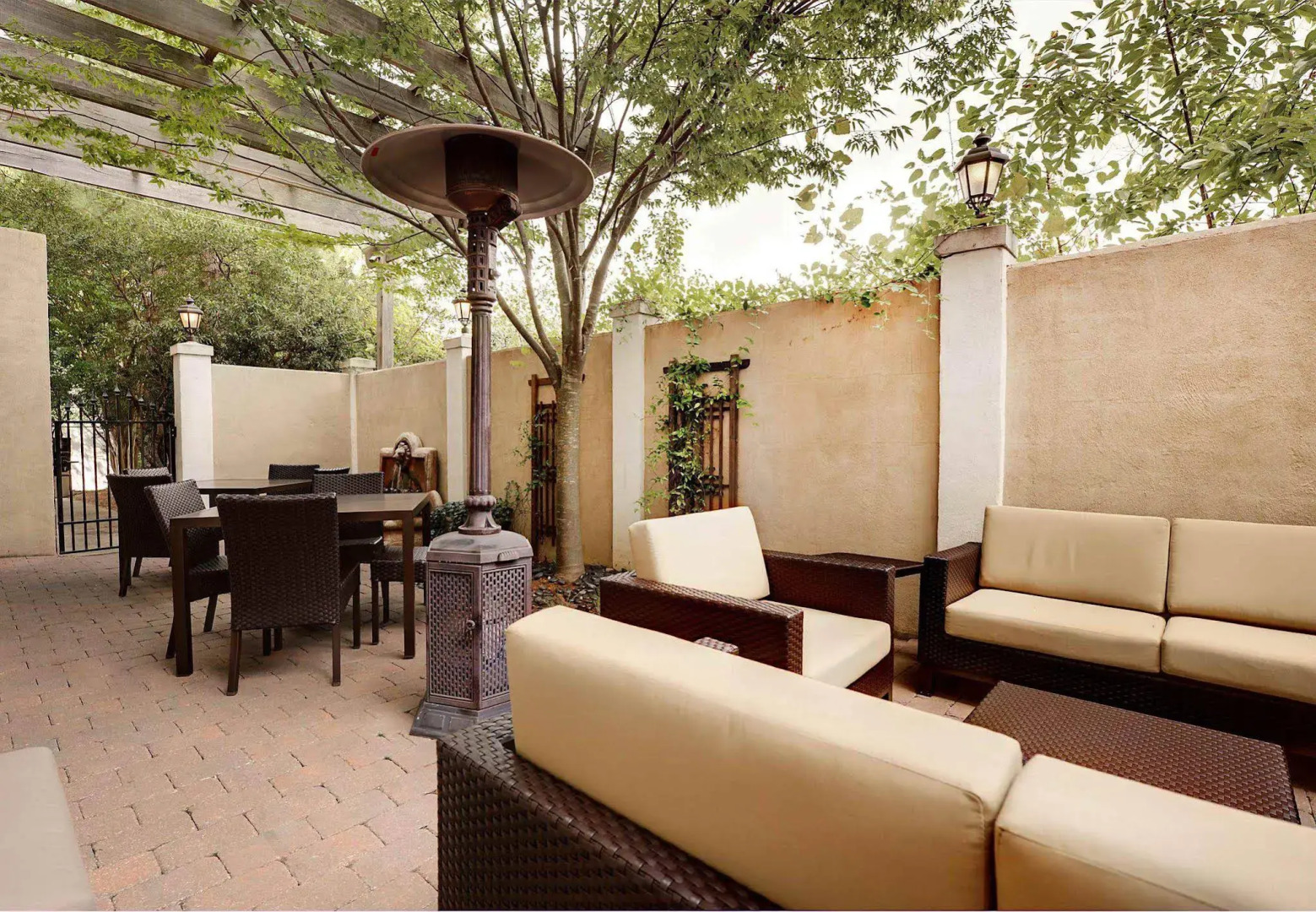 Courtyard by Marriott Raleigh Crabtree Valley